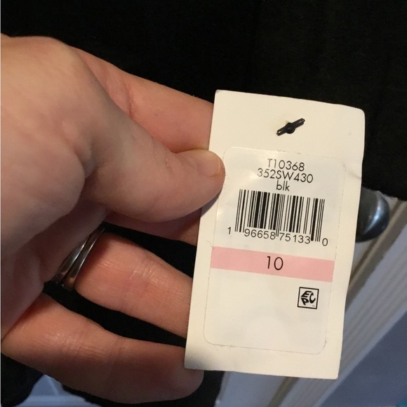 Cole Haan signature Women’s belted wool coat - Picture 5 of 7